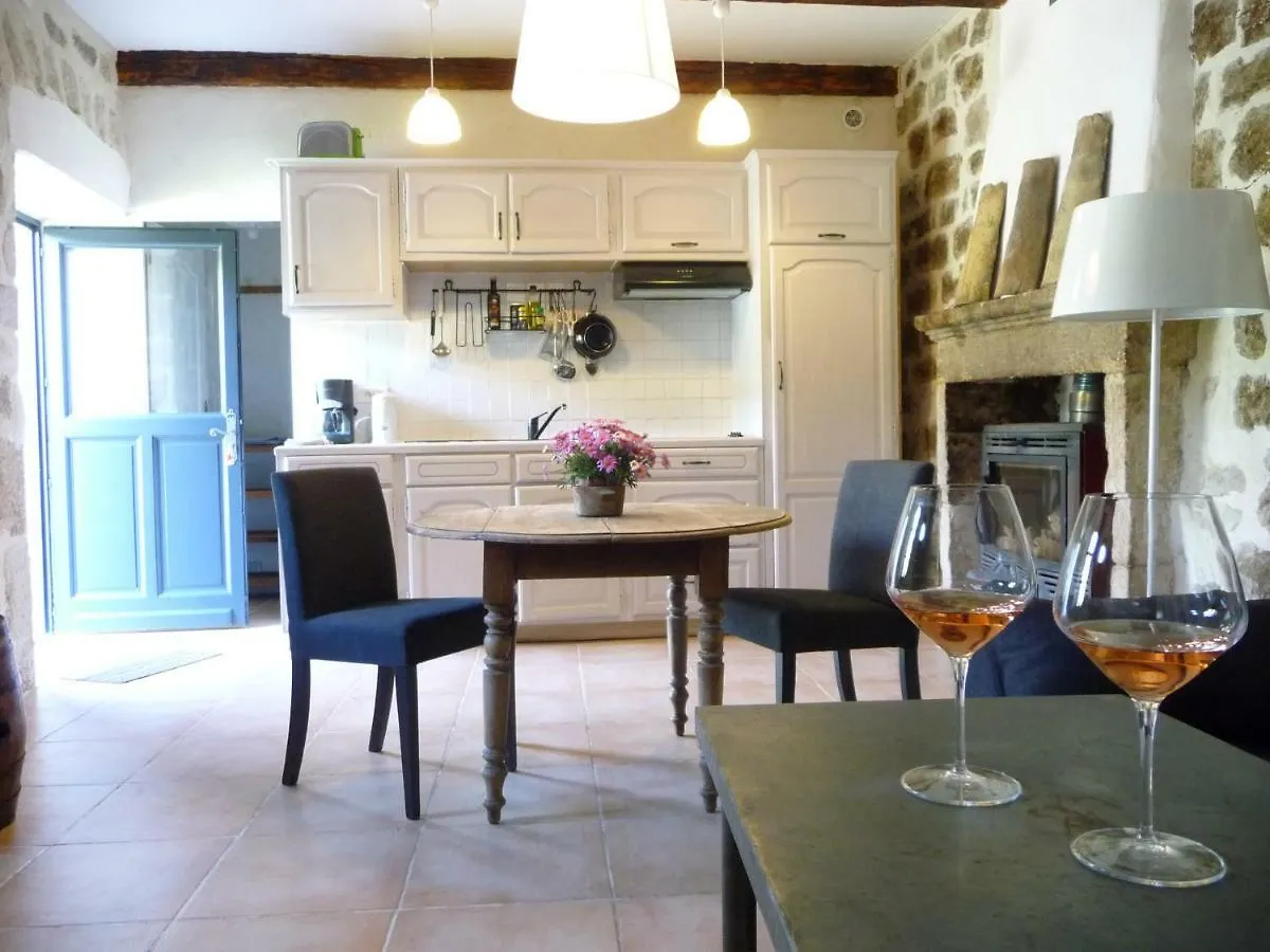 Le Domaine Du Fayet Bed & Breakfast Sanilhac