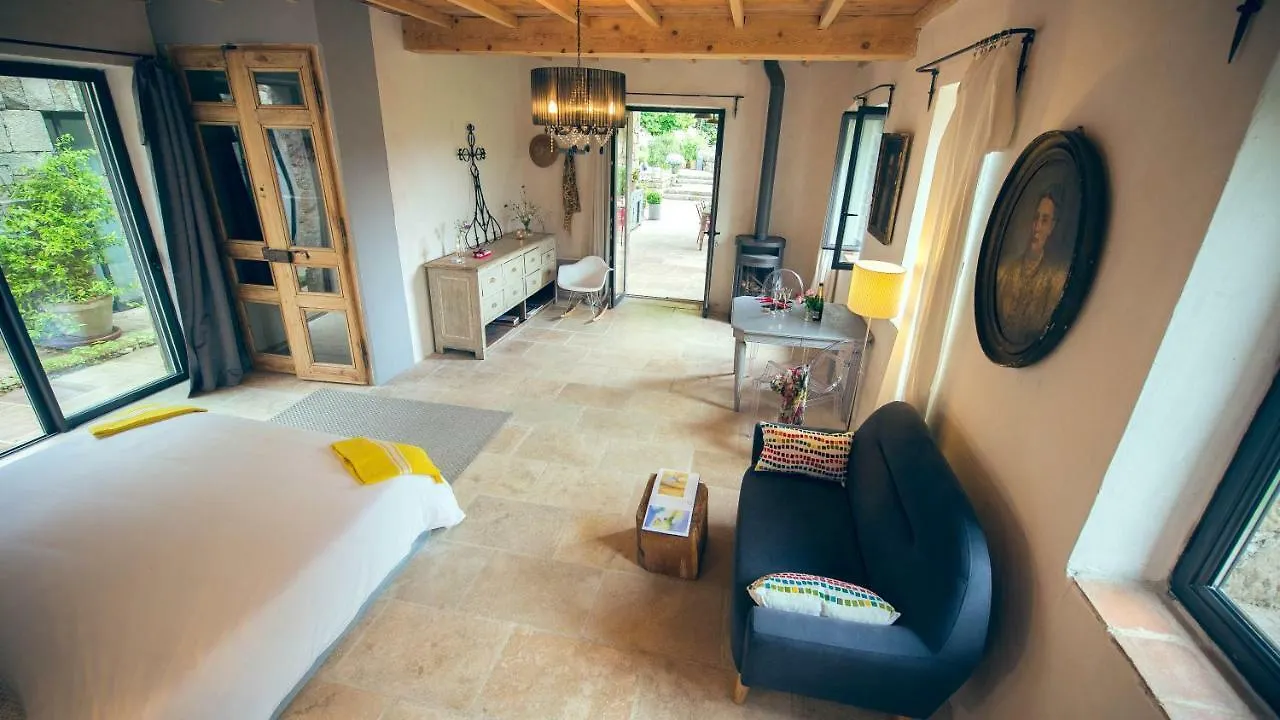 Le Domaine Du Fayet Bed & Breakfast Sanilhac