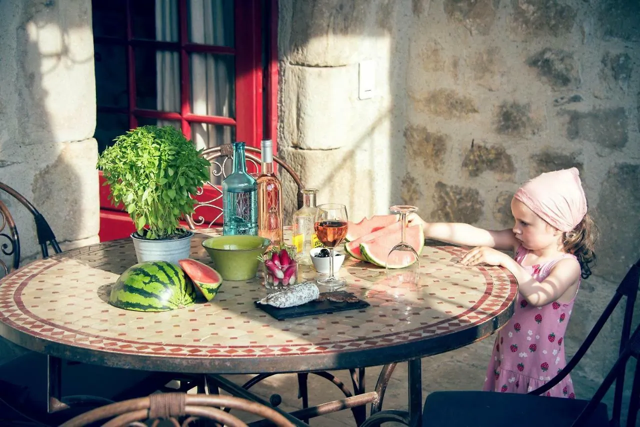 Le Domaine Du Fayet Bed & Breakfast Sanilhac  France